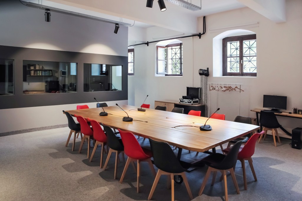 Ιnterpretation room - Aristotles University of Thessaloniki - conference table and booths