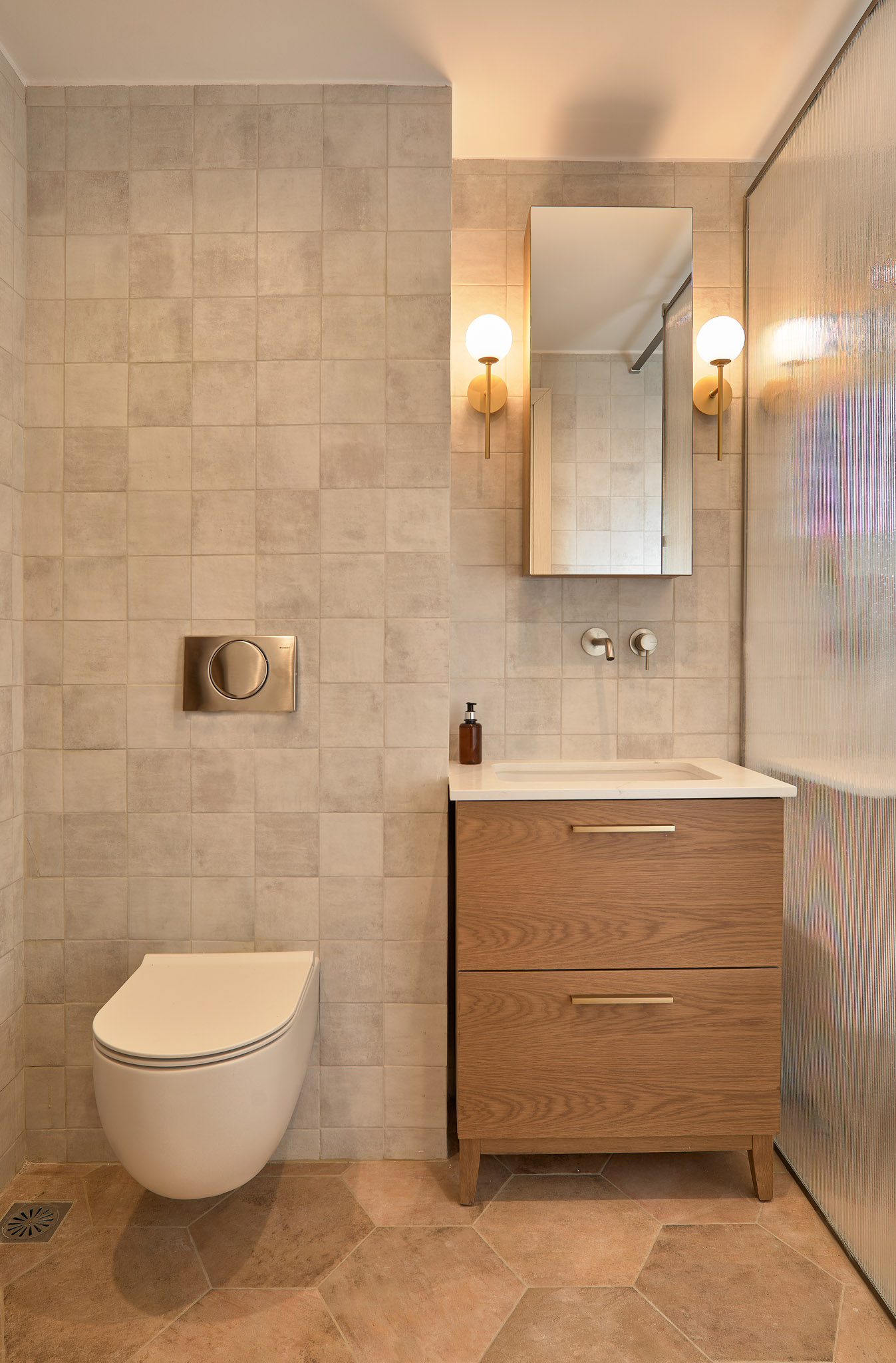 Bathroom of a renovated apartment in Thessaloniki - shower with glass divider